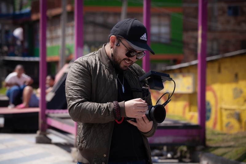 Elevaremos la calidad y potencia de la comunicación digital de los territorios colombianos